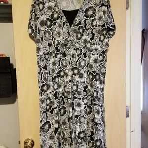 Black and white dress nwot